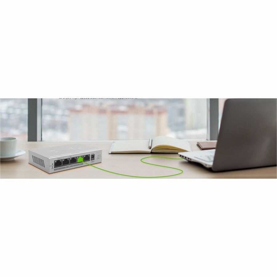 ZYXEL GS1005HP 5 Ports Ethernet Switch - Gigabit Ethernet - 1000Base-T - Silver