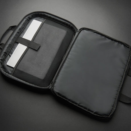 V7 Professional CCP16-ECO-BLK Carrying Case (Briefcase) for 39.6 cm (15.6") to 40.6 cm (16") Notebook - Black