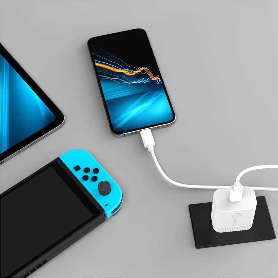 j5create JUP1420-EN 20 W AC Adapter