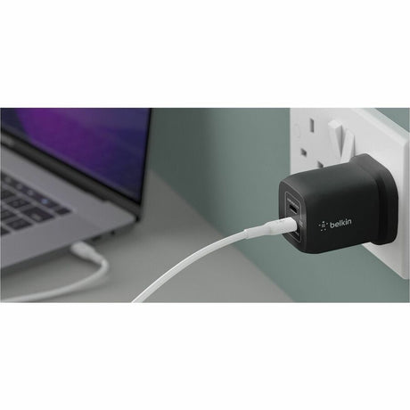Belkin BOOST&uarr;CHARGE PRO 65 W AC Adapter