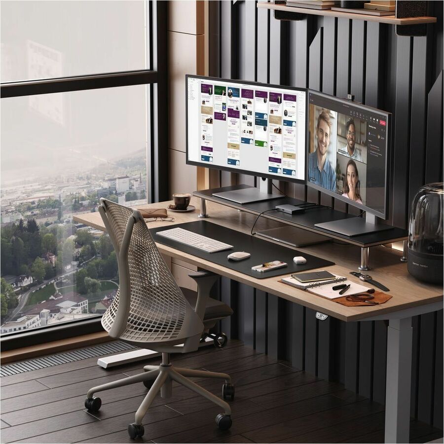 Alogic Clarity Max Pro 32C4KPDW 32" Class Webcam 4K UHD LED Monitor - 16:9 - Silver, Black